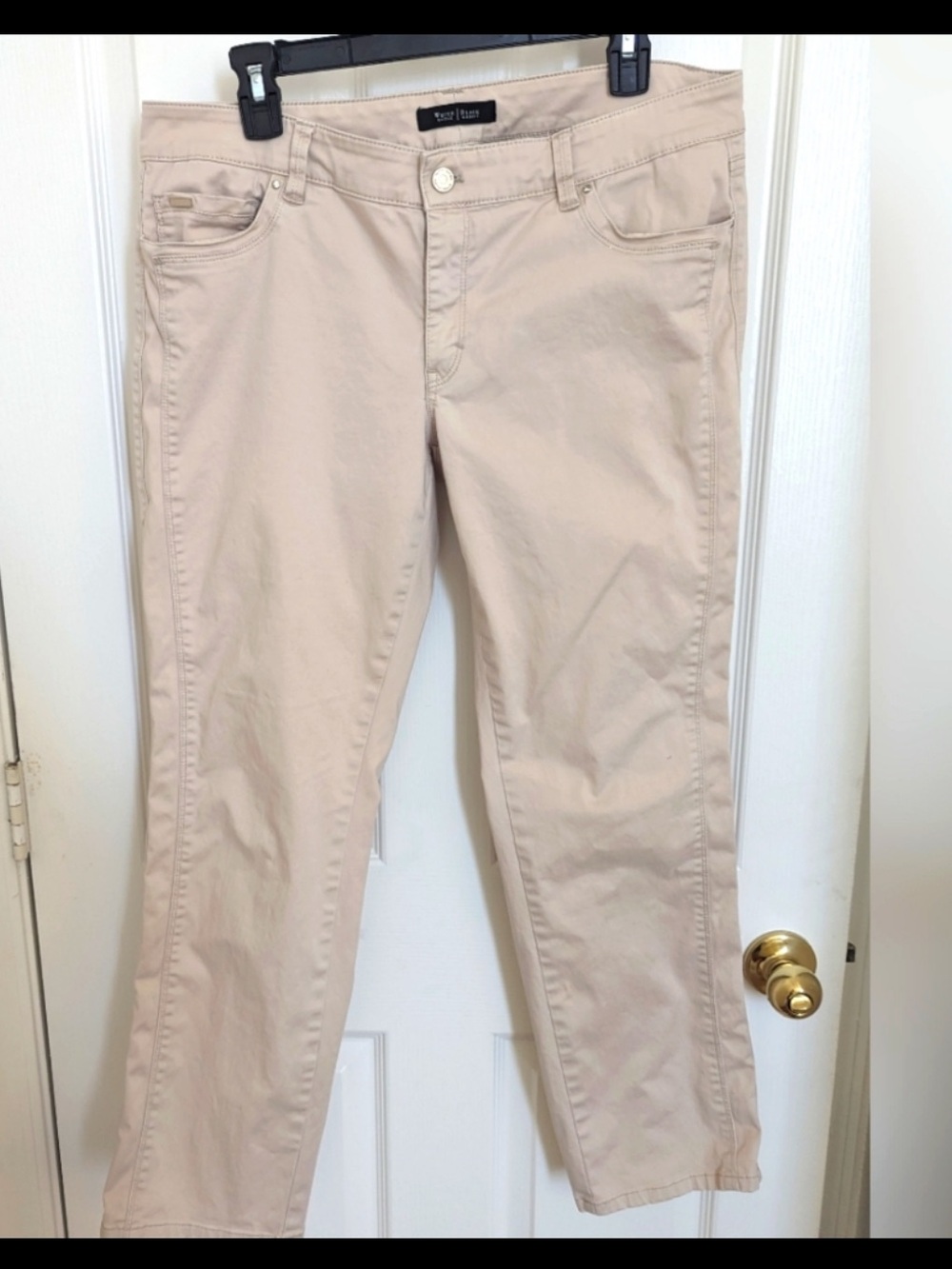 White House Black Market Light Beige Straight-Leg Pants - PerfectCasual!